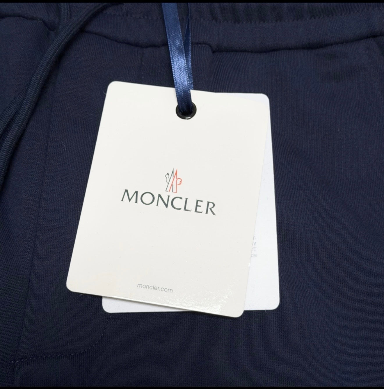 → Premium Navy Summer Short – Essential Edition