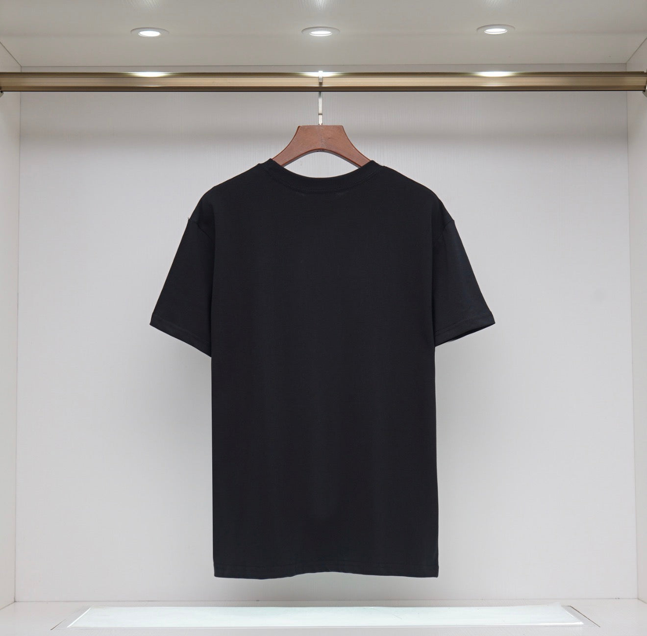 Black Essential Luxury Tee – Premium Edition