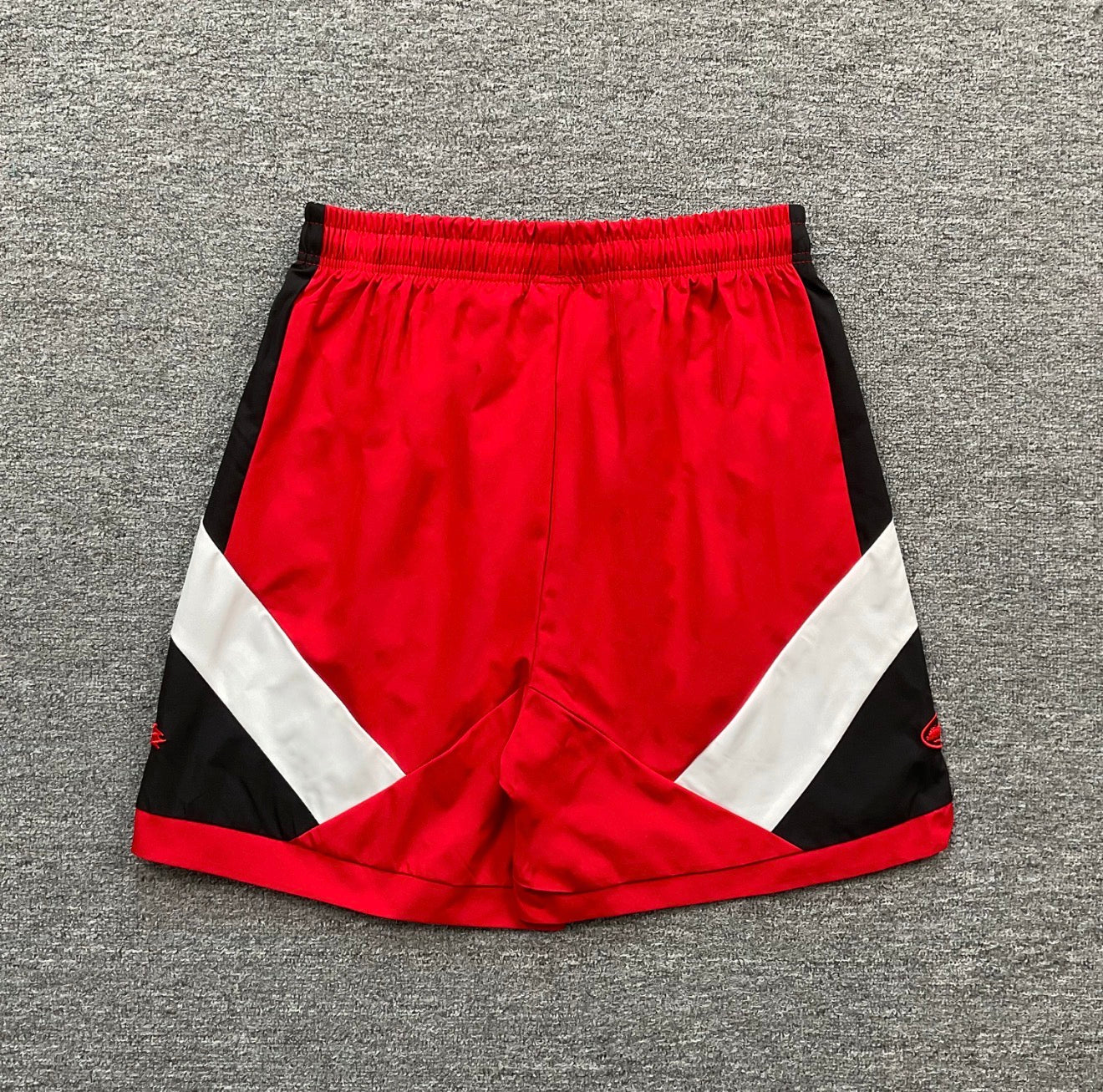 Short Deportivo Retro Premium